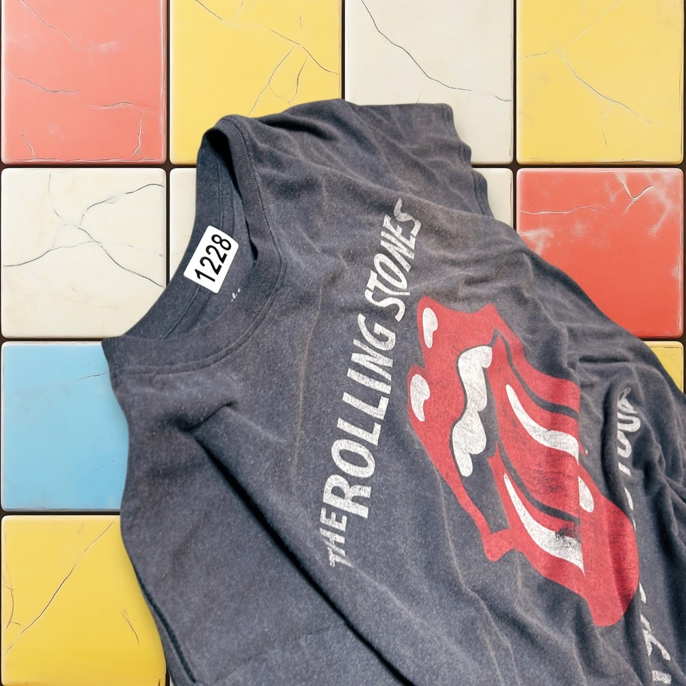 Rolling Stones 1975 US Tour Tee Y2K Black S Sun Faded Band Rock Music Lips Shirt - Picture 15 of 15